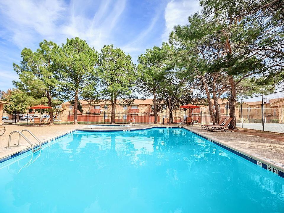 2nd image of 4100 Tanglewood Ln APT 138