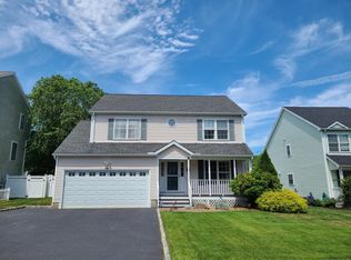 95 Baxter St, Stratford, CT 06615