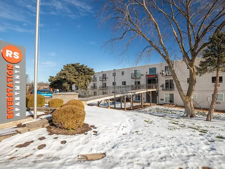 Riverstation Apartments — Photo 13