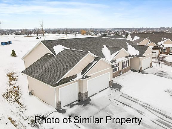 2nd image of 2935 Clubhouse Dr