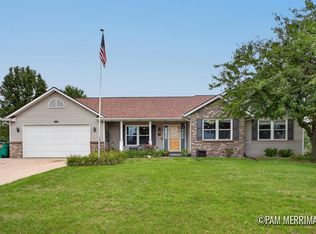 95 Windflower St NE, Comstock Park, MI 49321