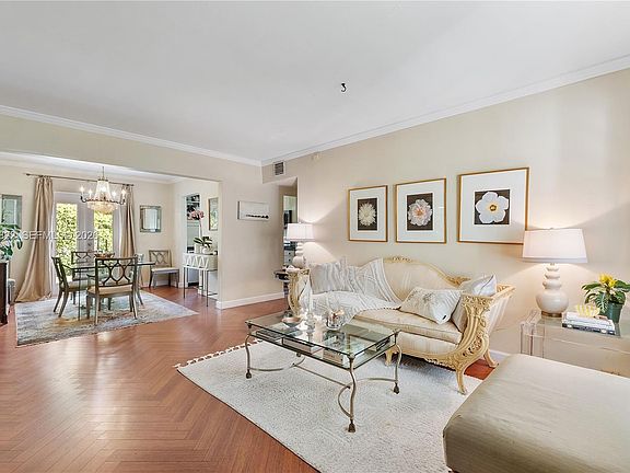 4th image of 5961 SW 46th Ter