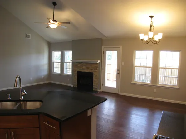 3907 Alexandria Dr, Austin, TX 78749