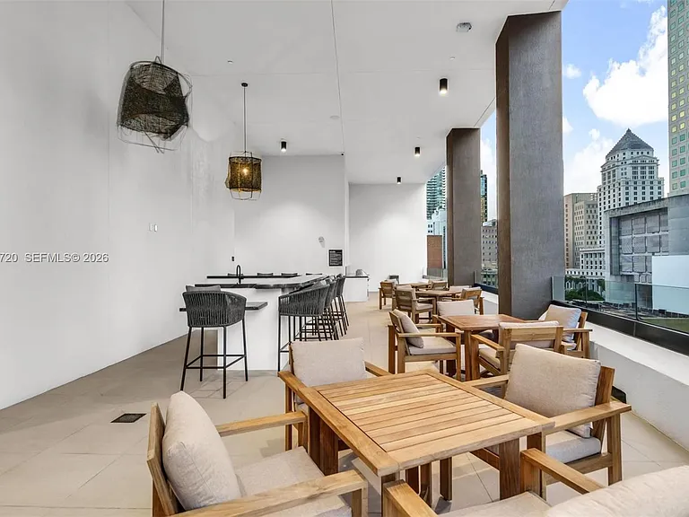 225 N Miami Ave #1701 — Photo 34