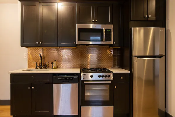 Rented by Isaac Silberstein, LREB | media 48