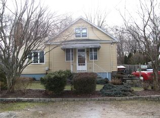 98 Welland Ave, Waterbury, CT 06708