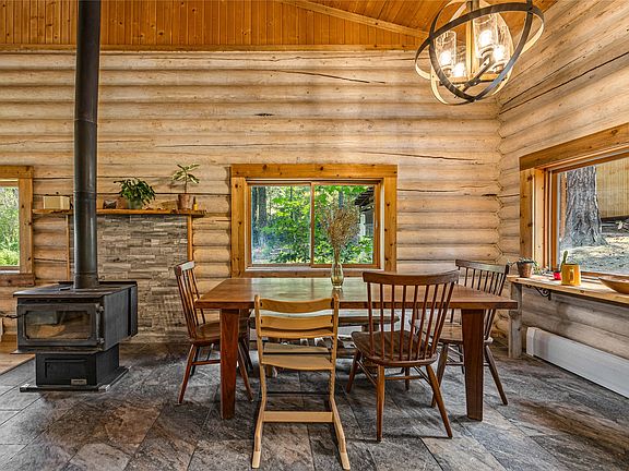 3rd image of 13245 Balsamroot Rd