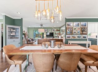 9854 Estate Ln, Dallas, TX 75238