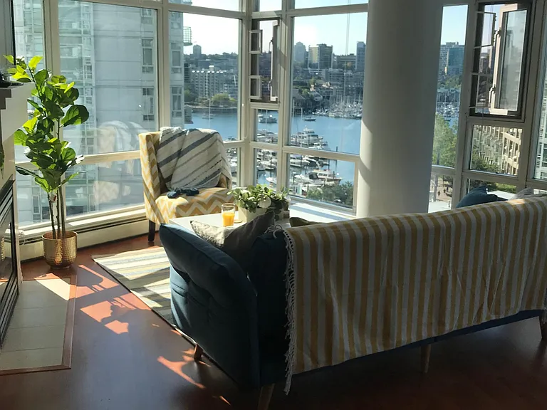198 Aquarius Mews — Photo 60