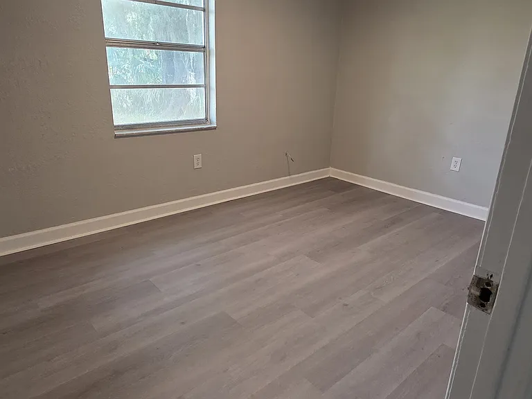 101 S Forest St #1 — Photo 6