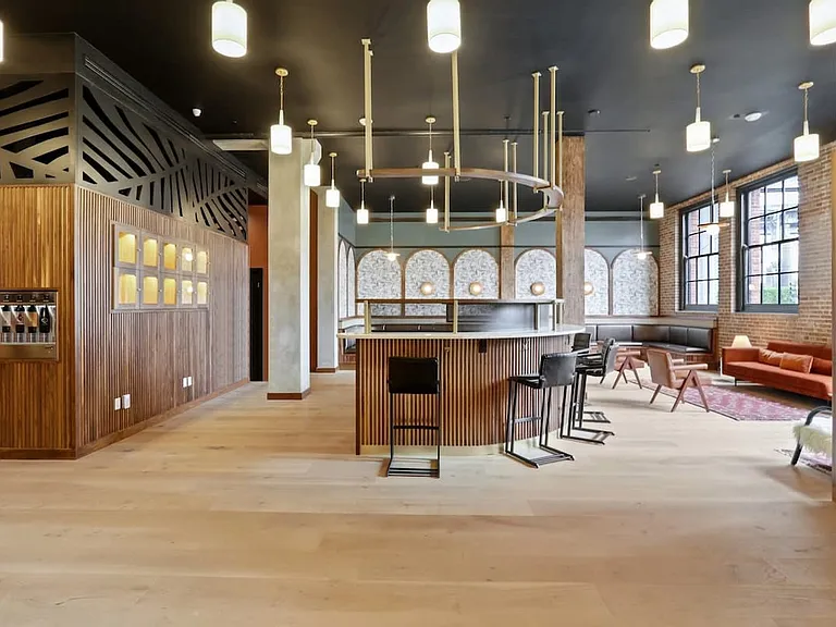 Building's Lounge