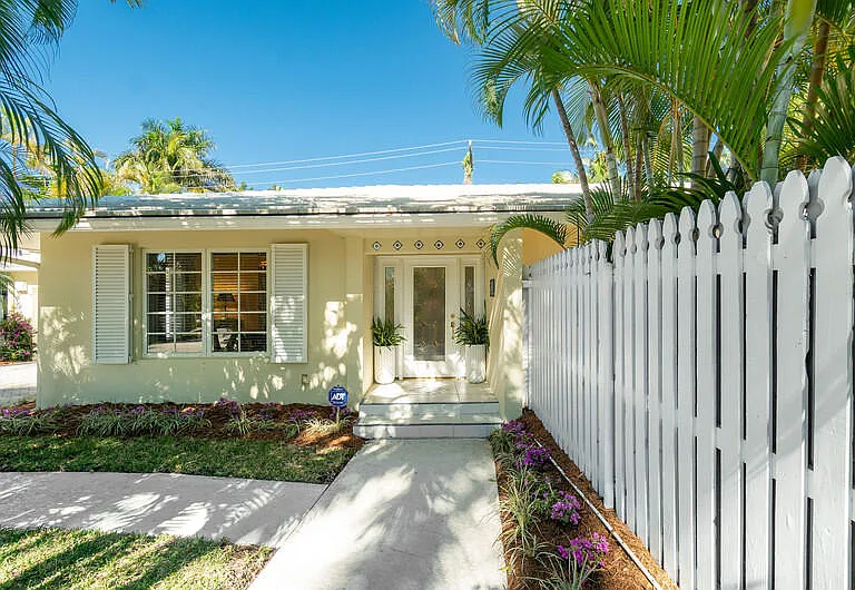 241 List Rd — Photo 3