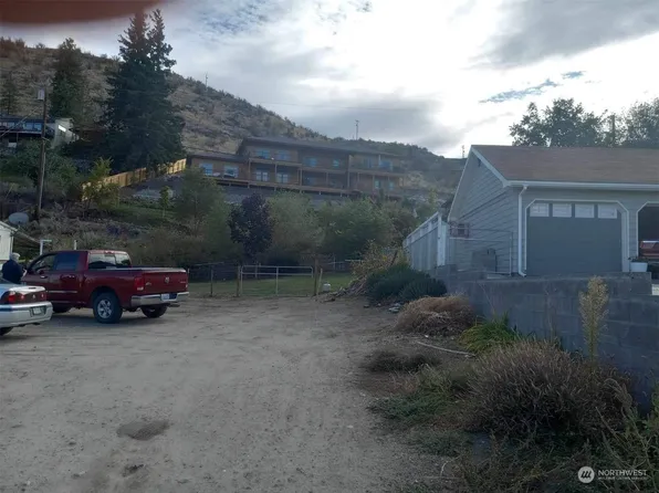 2125 W Prospect Street, Chelan, WA 98816