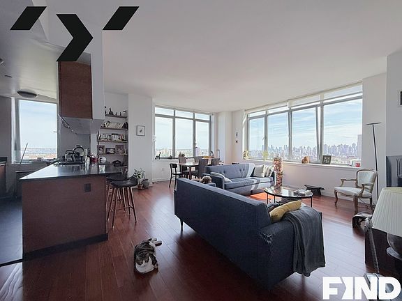 3rd image of 1485 5th Ave APT 25B