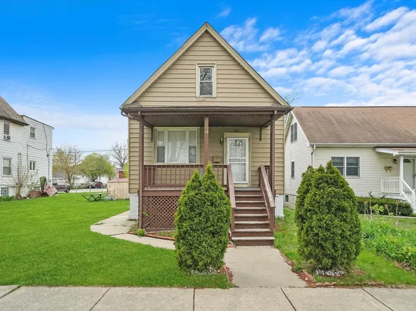 30 Washington Ave, La Grange, IL 60525