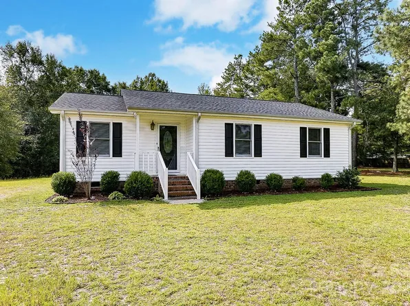 907 W Elizabeth St, Pageland, SC 29728