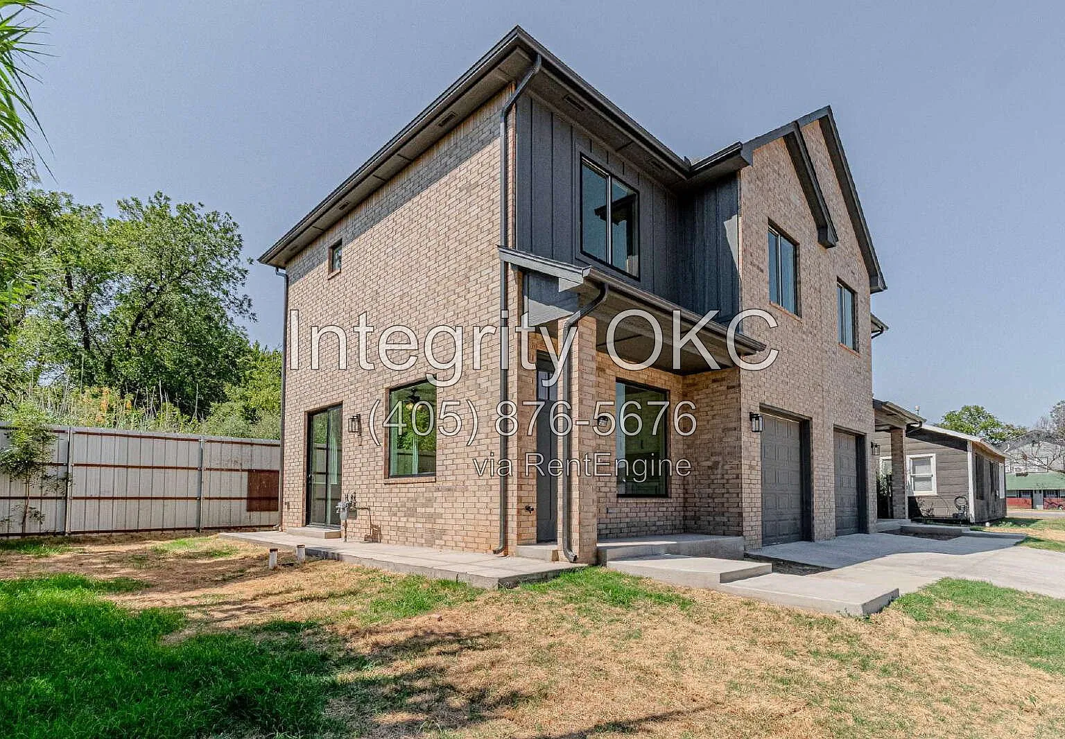 2 bed, 2.5 bath, 1040 sqft, $1,700 — Photo 1