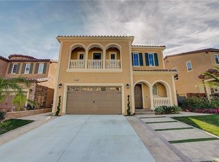 20416 W Esmerelda Ln, Northridge, CA 91326