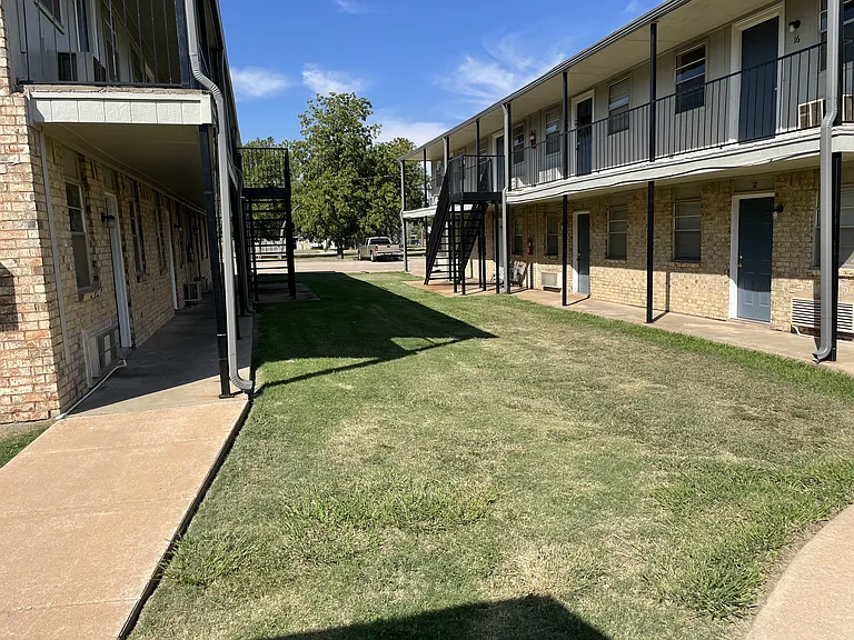 Amber Apartments — Photo 7