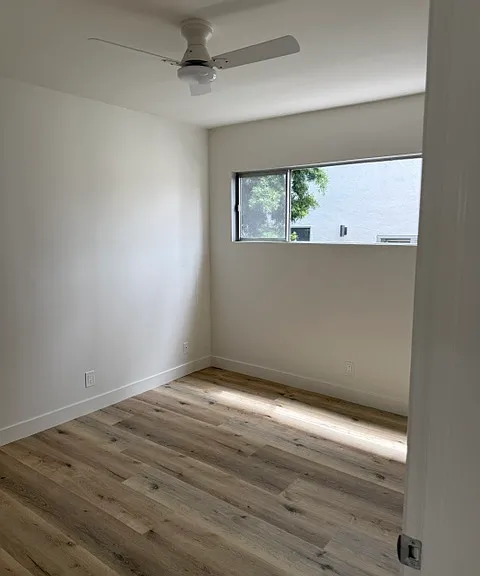 924 7th St #9 — Photo 9