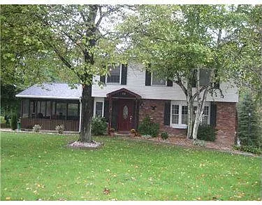 118 Crest Dr photo 1