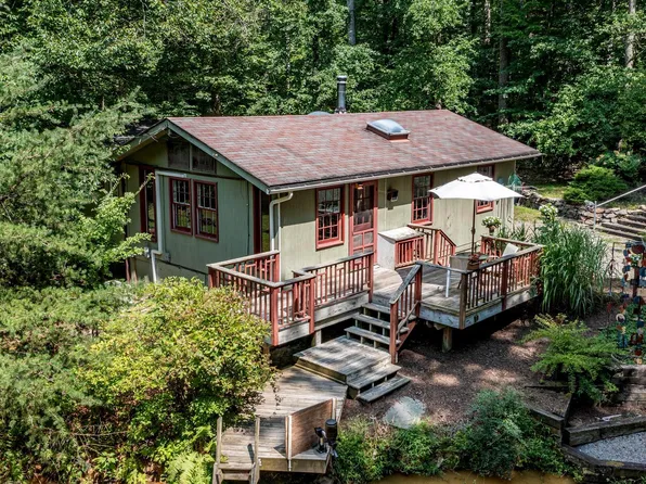 146 Cliff Ln, Bluemont, VA 20135