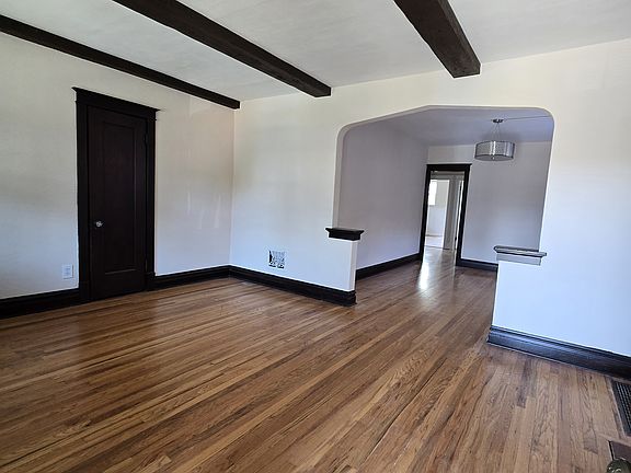 4th image of 5127 Goethe Ave