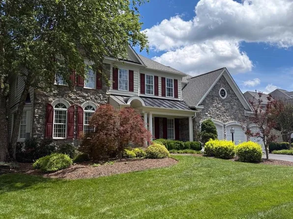 14093 Burnley Glen Ct, Haymarket, VA 20169