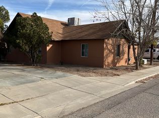635 Hoagland Rd, Las Cruces, NM 88005