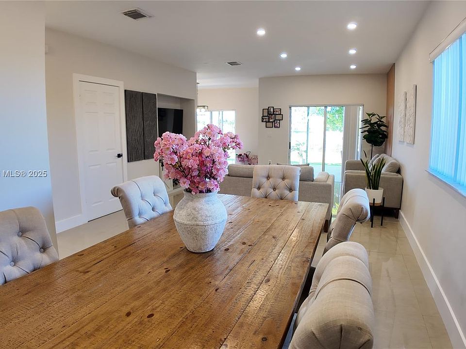 松41 2558 NE 41st Ave, Homestead, FL 33033 | Zillow