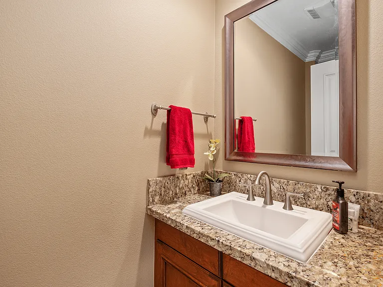 16618 Honeybee Dr — Photo 20