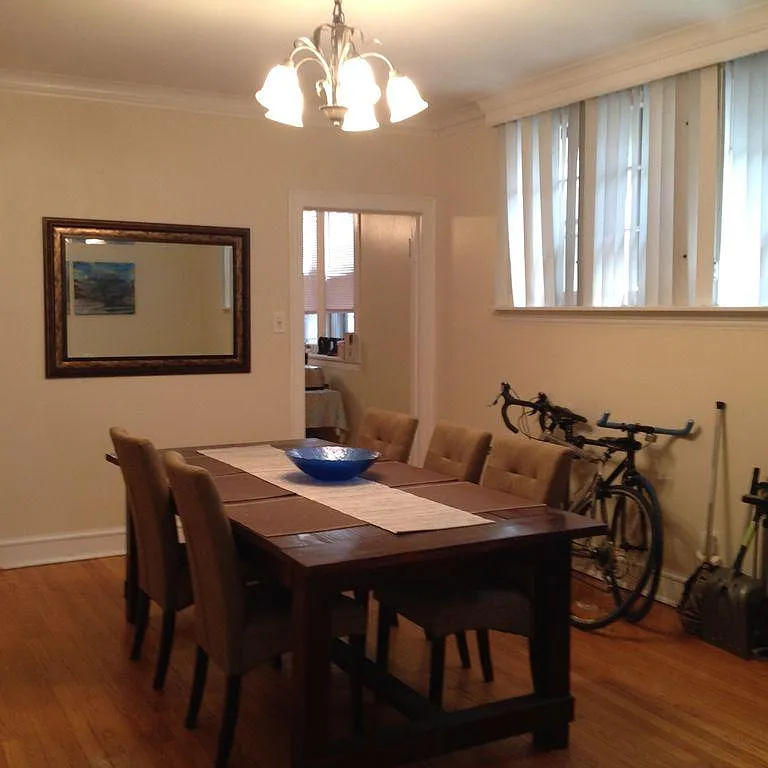 Building Photo - 4845 N Talman Ave #1