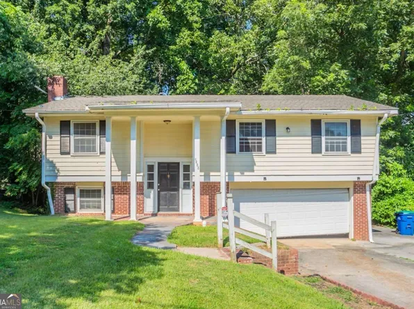 5488 Deerfield Trl, Atlanta, GA 30349