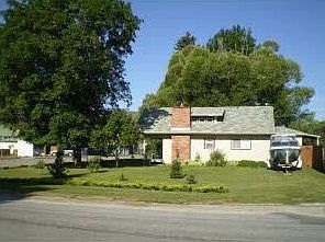 2nd image of 204 W Lincoln Ave