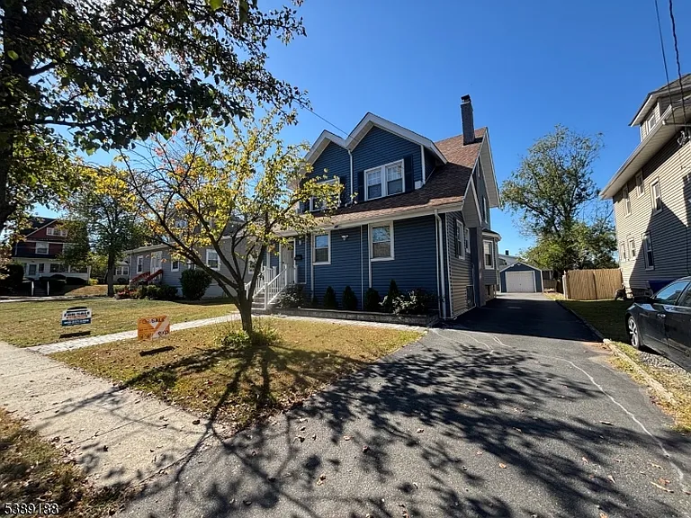 220 S Washington Ave — Photo 21