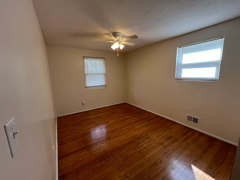 2148 Rosier Rd — Photo 10