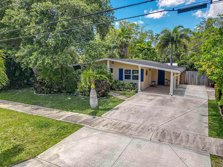 404 S Caloosahatchee Ave — Photo 35