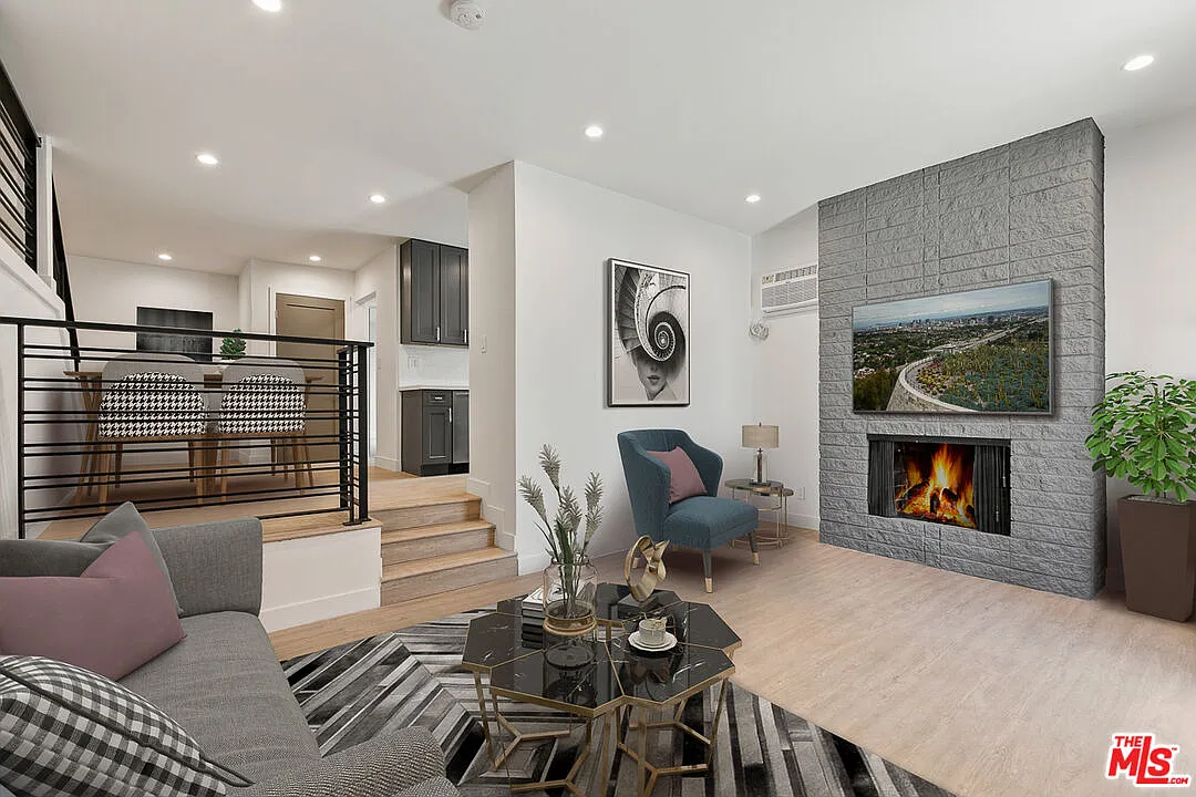 2 bed, 2.0 bath, 1250 sqft, $3,795 — Photo 1