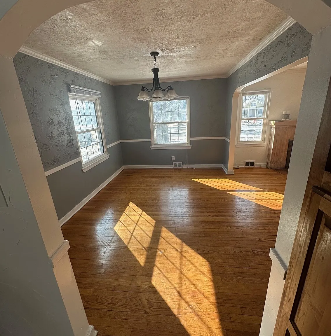 1218 S National Ave — Photo 4