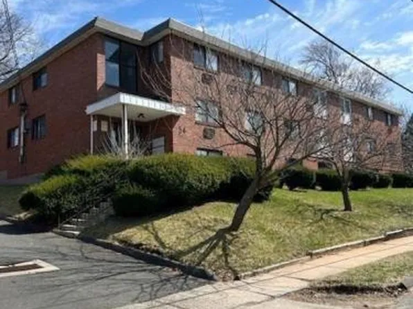 54 Grafton St, Hartford, CT 06106