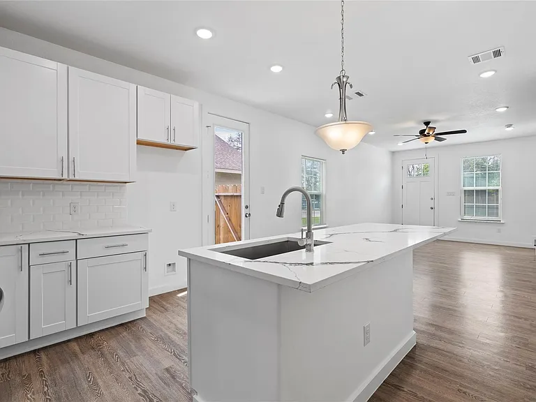 8001 Talton St #B — Photo 6