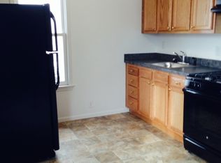 1221 E Genesee St APT 5, Syracuse, NY 13210