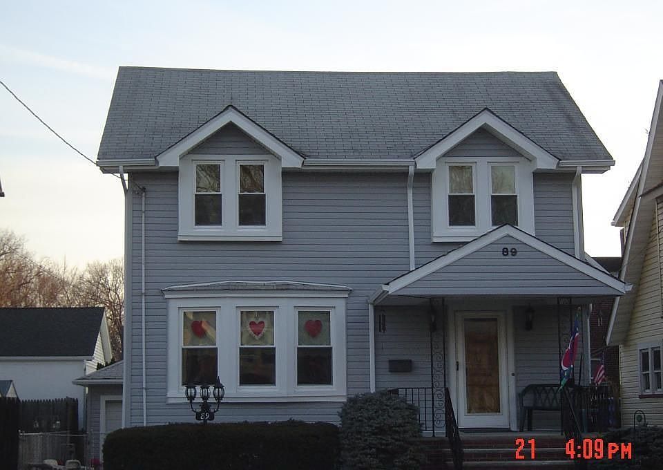 1st image of 89 Van Houten Pl