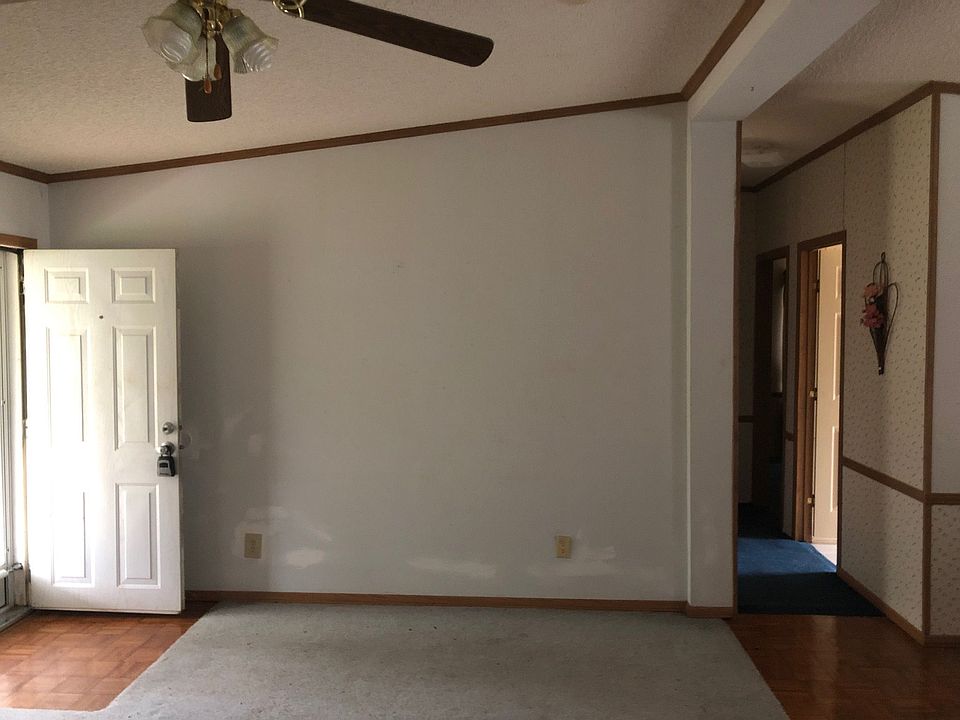 2nd image of 5767 Rockmine Rd