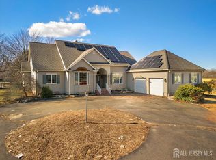 1520 Old York Rd, Robbinsville, NJ 08691