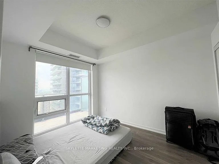 50 Forest Manor Rd #2007 — Photo 3