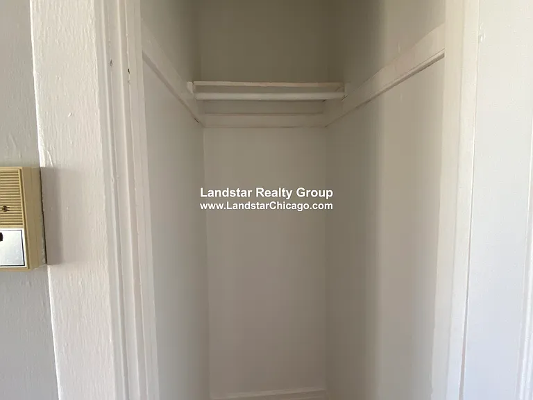 4415 N Rockwell St #3 — Photo 9