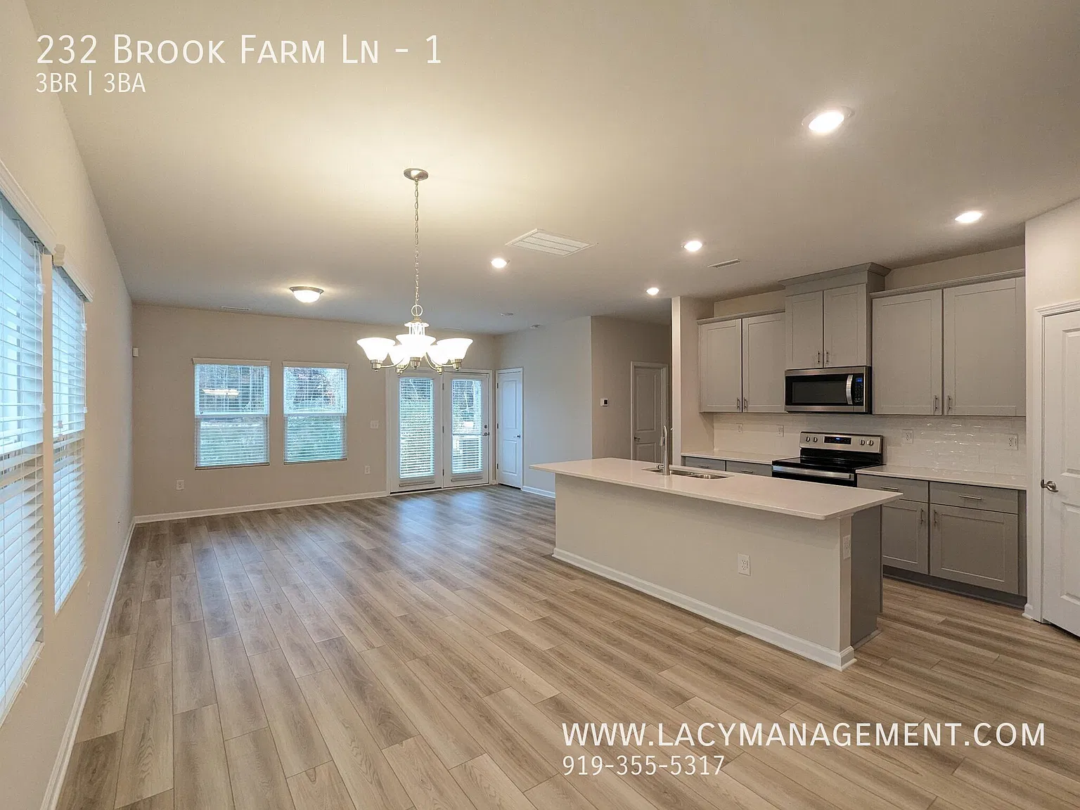 3 bed, 2.5 bath, 1818 sqft, $1,950 — Photo 3