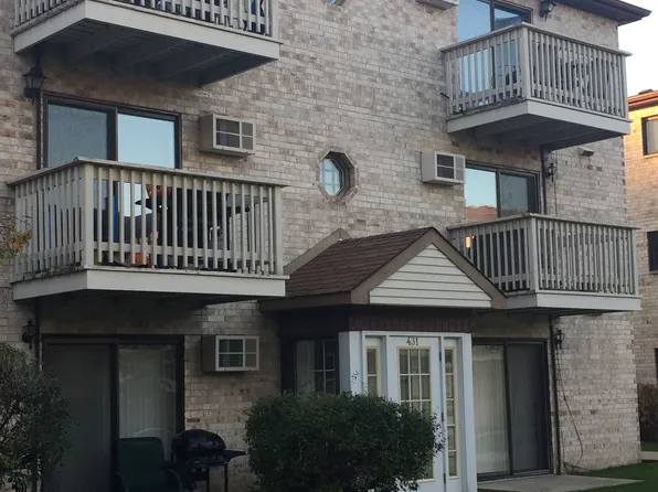 431 E Osage Ln, Palatine, IL