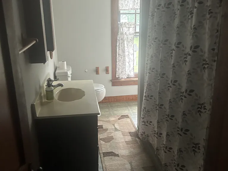 554 Moorestown Dr #1 — Photo 6